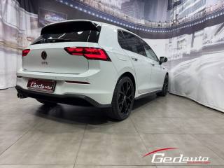 VOLKSWAGEN Golf usata, con Autoradio