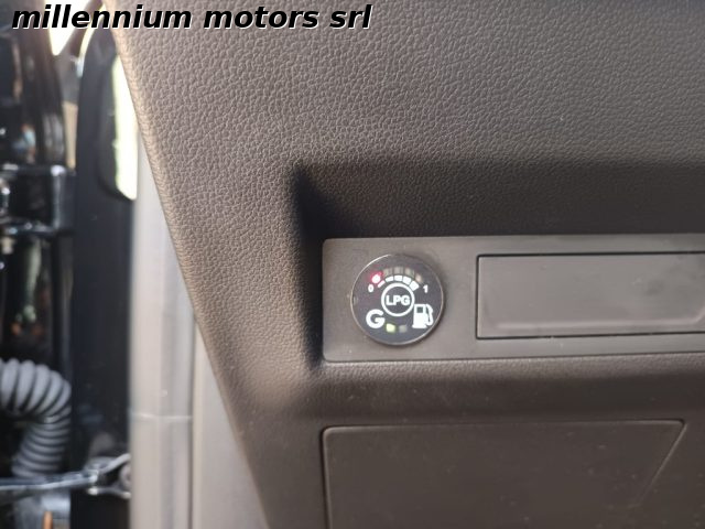 RENAULT Captur usata, con Servosterzo