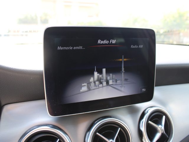 MERCEDES-BENZ GLA 200 usata, con Chiusura centralizzata telecomandata