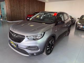 OPEL Grandland X usata, con Airbag