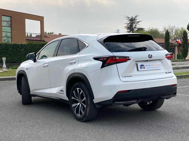 LEXUS NX 300 usata, con Autoradio