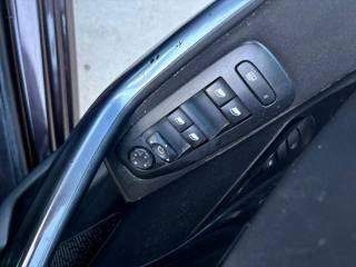 PEUGEOT 208 usata, con ESP