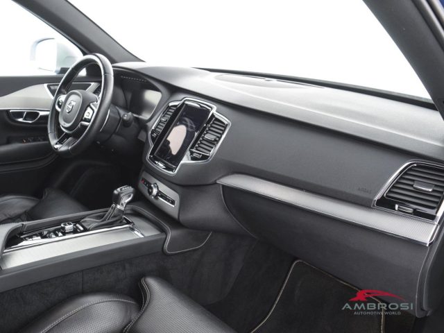 VOLVO XC90 usata 13