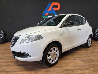 LANCIA Ypsilon 0.9 TwinAir 85 CV 5 porte Metano Ecochic Silver