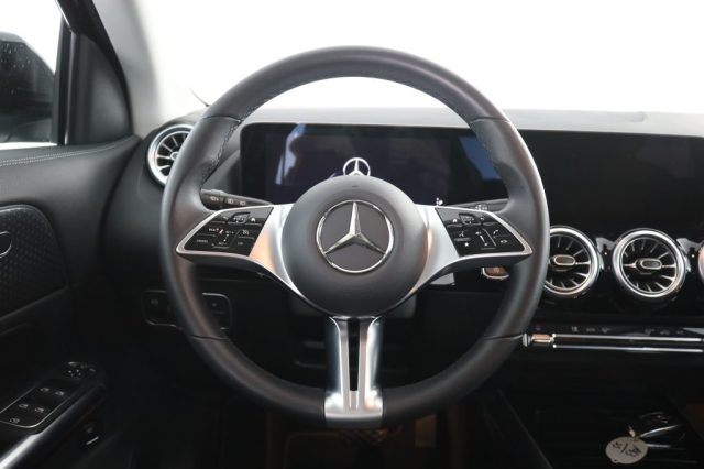 MERCEDES-BENZ CLA usata 5