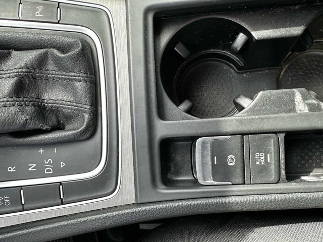 VOLKSWAGEN Golf usata, con Specchietti laterali elettrici