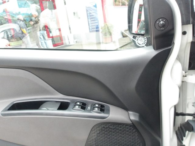 FIAT Doblo usata, con Bluetooth