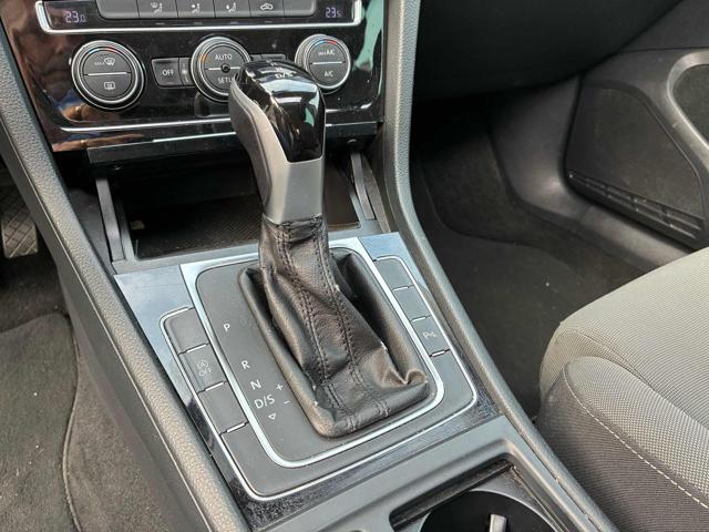 VOLKSWAGEN Golf usata, con Controllo trazione