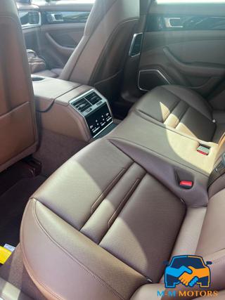 PORSCHE Panamera usata, con Specchietti laterali elettrici
