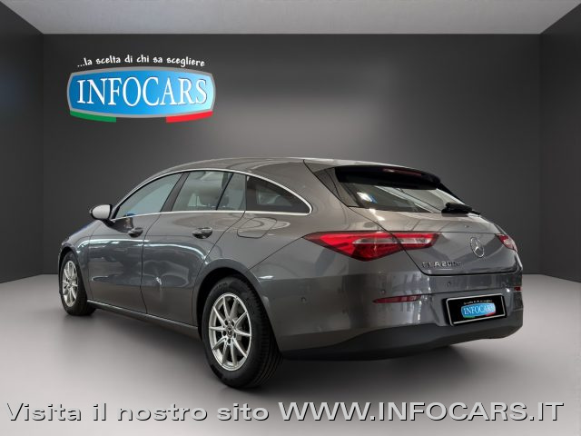MERCEDES-BENZ CLA 200 usata, con Airbag