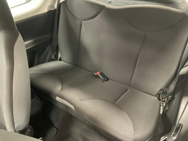 TOYOTA Aygo usata 14