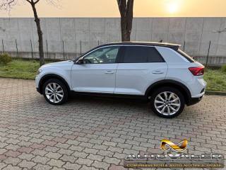 VOLKSWAGEN T-Roc usata, con Autoradio