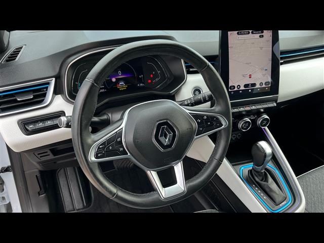 RENAULT Clio usata, con Alzacristalli elettrici