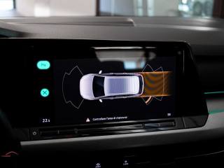 VOLKSWAGEN Golf Variant usata, con Bluetooth