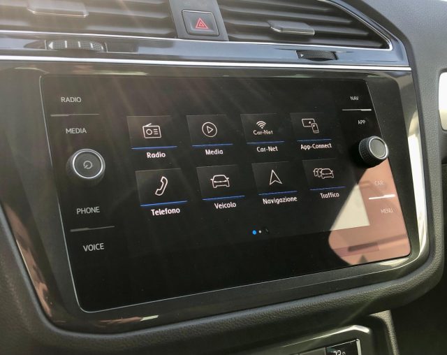 VOLKSWAGEN Tiguan usata, con Park Distance Control