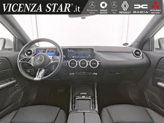 MERCEDES-BENZ GLA 180 usata, con Alzacristalli elettrici