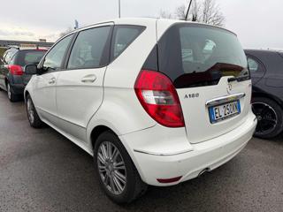 MERCEDES-BENZ A 180 usata, con Alzacristalli elettrici