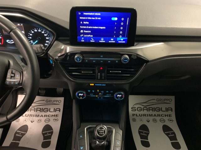 FORD Kuga usata, con Bracciolo
