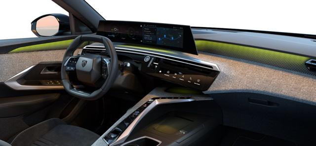 PEUGEOT 5008 usata, con Boardcomputer
