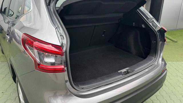 NISSAN Qashqai usata, con Sedile posteriore sdoppiato