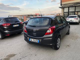 OPEL Corsa usata, con Autoradio