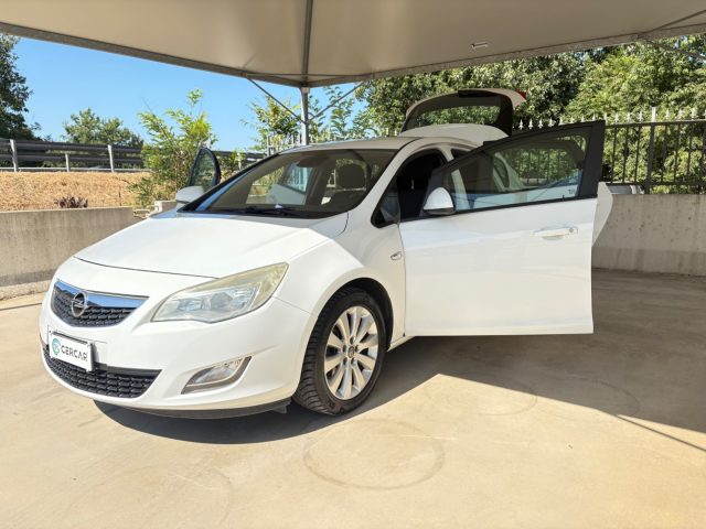 OPEL Astra usata, con Bracciolo