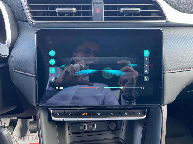 MG ZS usata, con USB