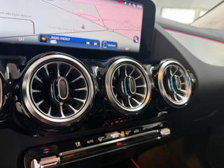 MERCEDES-BENZ GLA 200 usata, con Sedili riscaldati