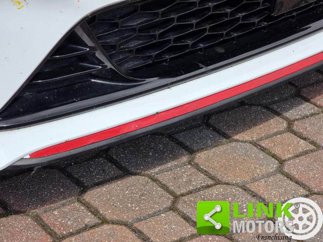 KIA Proceed usata, con Sensori di parcheggio anteriori