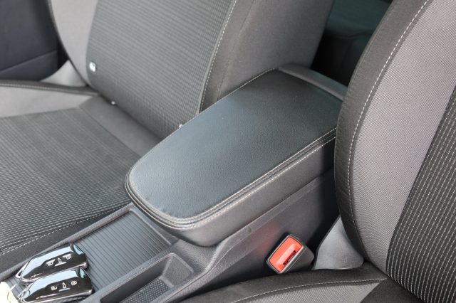 SKODA Octavia usata, con Kit fumatori