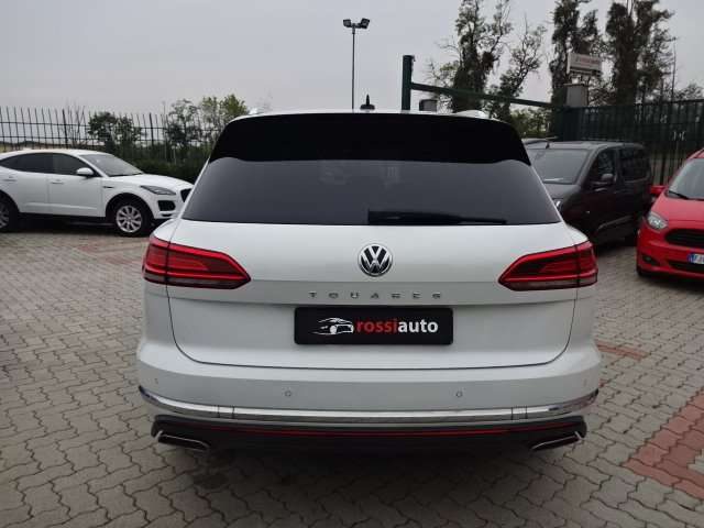 VOLKSWAGEN Touareg usata, con Alzacristalli elettrici
