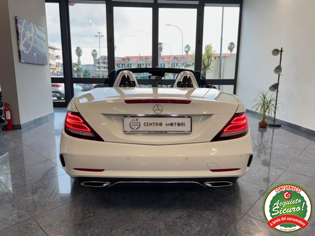 MERCEDES-BENZ SLC 200 usata, con Alzacristalli elettrici