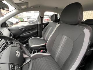 HYUNDAI i10 usata, con Autoradio