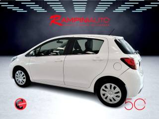 TOYOTA Yaris usata 9
