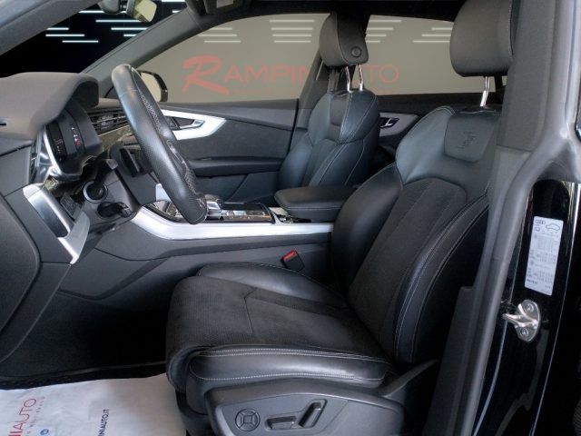 AUDI Q8 usata 15