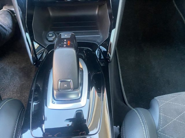PEUGEOT 208 usata, con Specchietti laterali elettrici