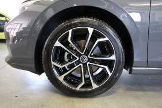 VOLKSWAGEN Golf usata, con Volante in pelle