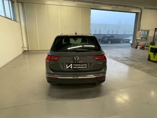 VOLKSWAGEN Tiguan usata, con Autoradio