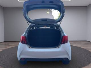 TOYOTA Yaris usata, con Touch screen
