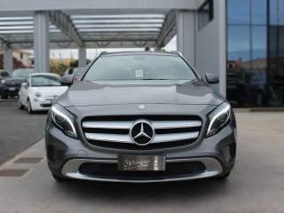 MERCEDES-BENZ GLA 220 usata, con Airbag