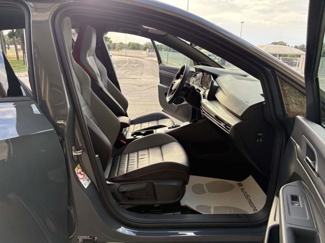 VOLKSWAGEN Golf usata, con Controllo automatico clima