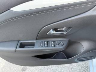 OPEL Corsa usata, con Sensore di pioggia