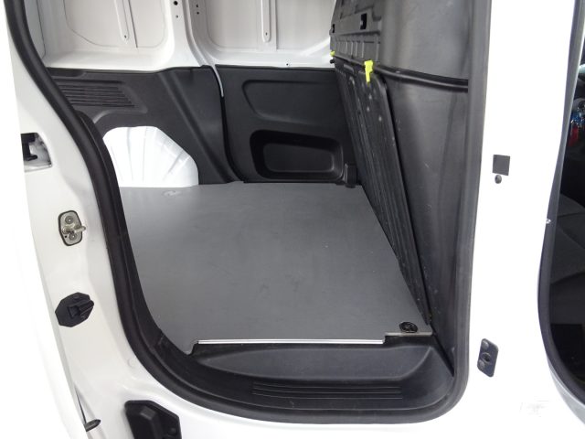 PEUGEOT Partner usata, con Climatizzatore