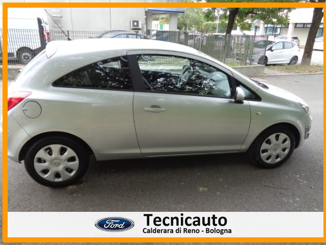 OPEL Corsa usata, con Controllo trazione