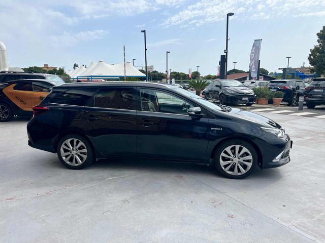 TOYOTA Auris Touring Sports usata, con Alzacristalli elettrici