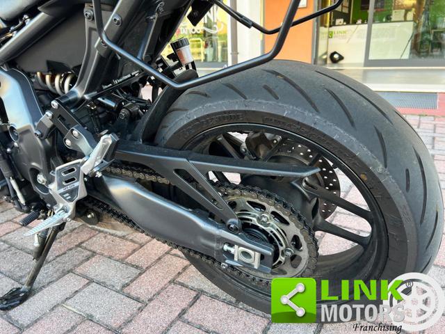 YAMAHA MT-09 usata 9