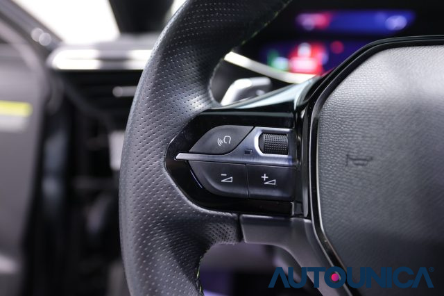 PEUGEOT 208 usata, con USB