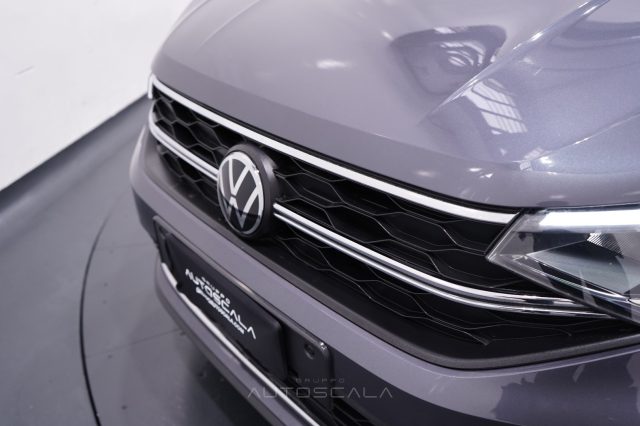 VOLKSWAGEN Taigo usata 27