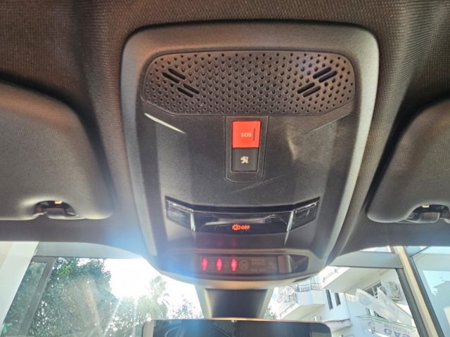 PEUGEOT 2008 usata, con Servosterzo