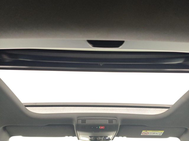 VOLKSWAGEN Taigo usata, con Cruise Control